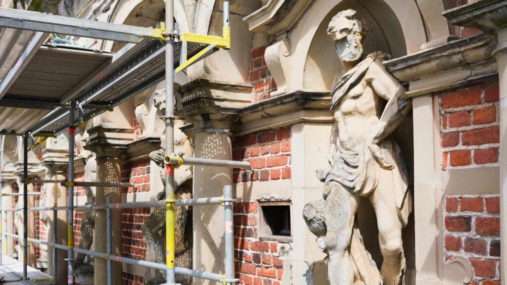 Attaché de conservation du patrimoine
